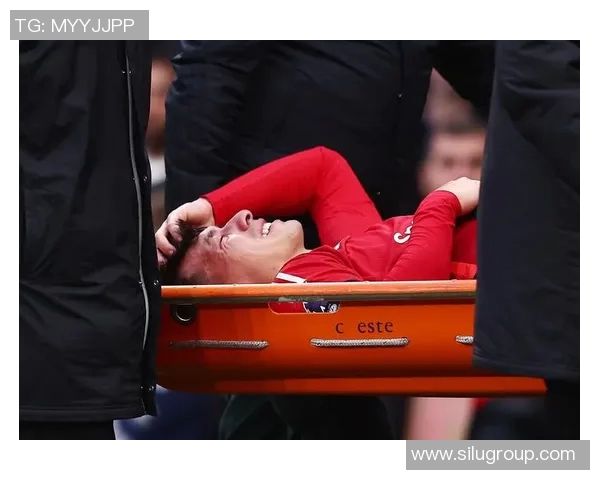 马丁内斯的传奇人生与足球生涯探索之旅