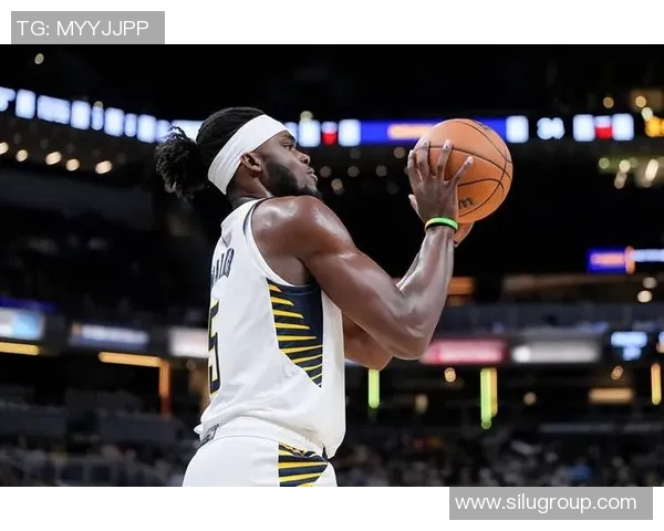 贾雷斯沃克的崛起与未来展望:篮球新星的成长之路 贾雷斯沃克的崛起与未来展望:篮球新星的成长之路