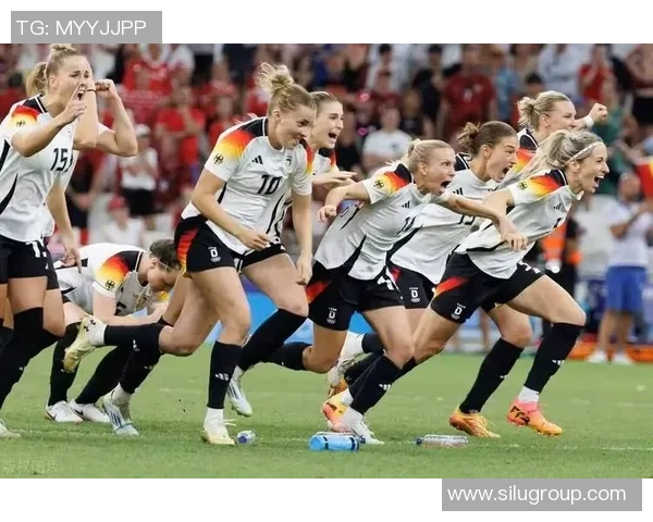 西班牙女足与美国女足精彩对决集锦回顾与精彩瞬间分析