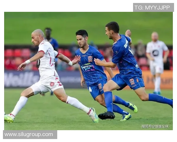 喷气机与中央海岸的激烈对决谁能笑到最后精彩赛事回顾与分析 喷气机与中央海岸的激烈对决谁能笑到最后精彩赛事回顾与分析